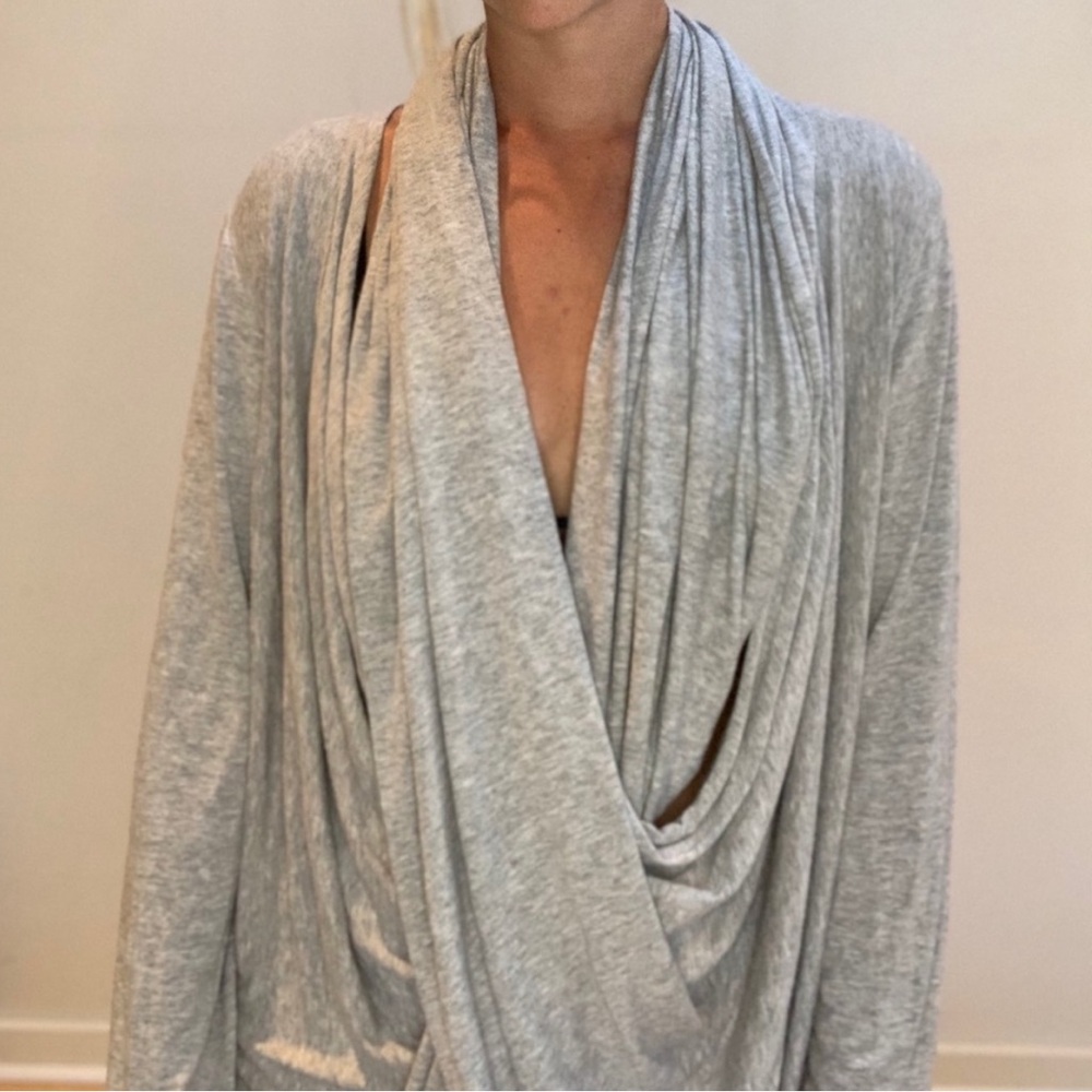 NORMA KAMALI Grey Sweater/Wrap SMALL